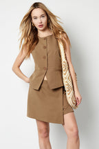 Elegant Sleeveless Top for All Occasions